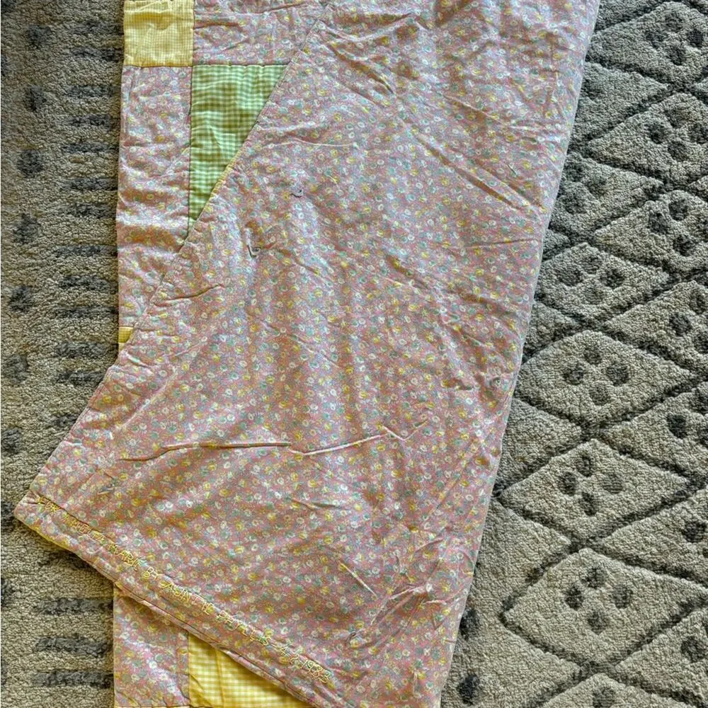 Vintage 1980s handmade floral quilted blanket or wall hanging